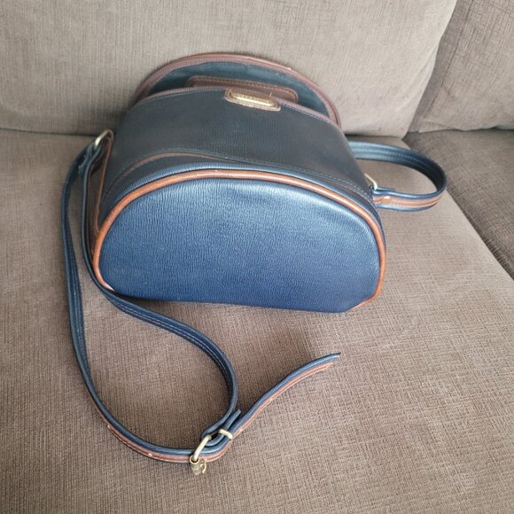 Vintage Liz Claiborne Navy Crossbody Bag Purse - Picture 6 of 9